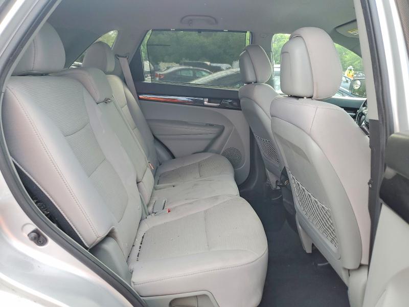 2014 Kia Sorento მანქანა იყიდება აუქციონზე, vin: 5XYKT3A69EG497233, აუქციონის ნომერი: 49267166