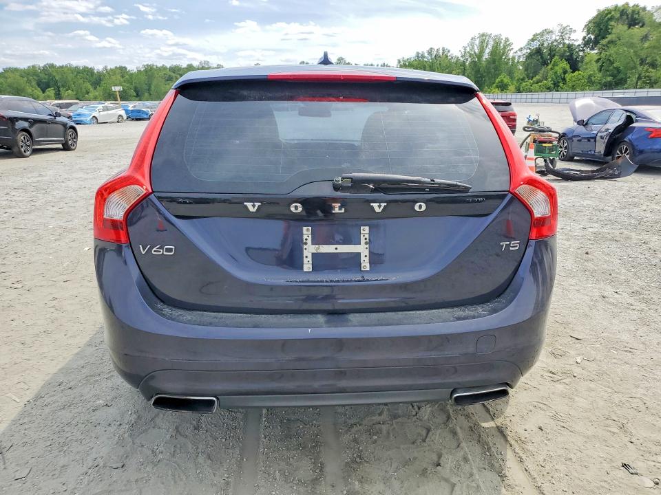 2017 Volvo V60 მანქანა იყიდება აუქციონზე, vin: YV140MEJ3H1345422, აუქციონის ნომერი: 52710586