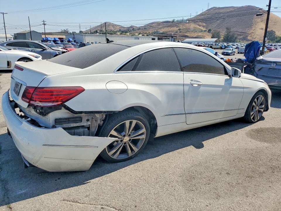 52942396 :رقم المزاد ، WDDKJ5KB2EF240226 vin ، 2014 Mercedes-benz E مزاد بيع