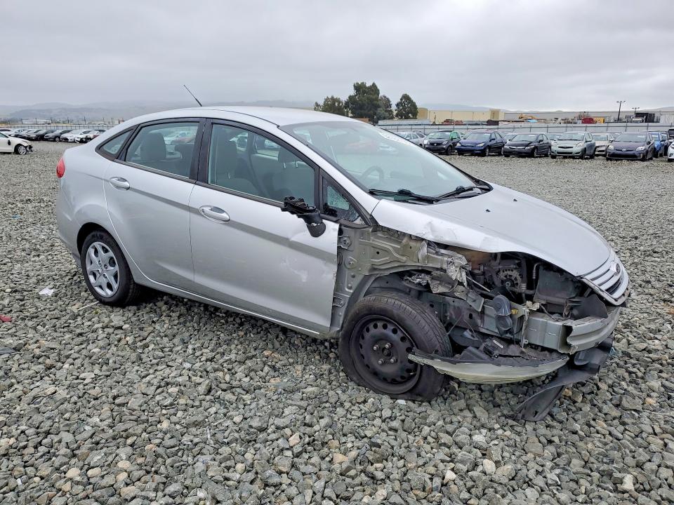 52182776 :رقم المزاد ، 3FADP4AJXDM214899 vin ، 2013 Ford Fiesta مزاد بيع