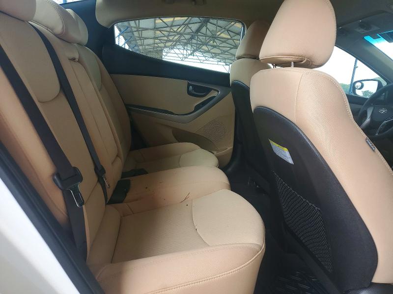 2013 Hyundai Elantra მანქანა იყიდება აუქციონზე, vin: 5NPDH4AE9DH318400, აუქციონის ნომერი: 54470236
