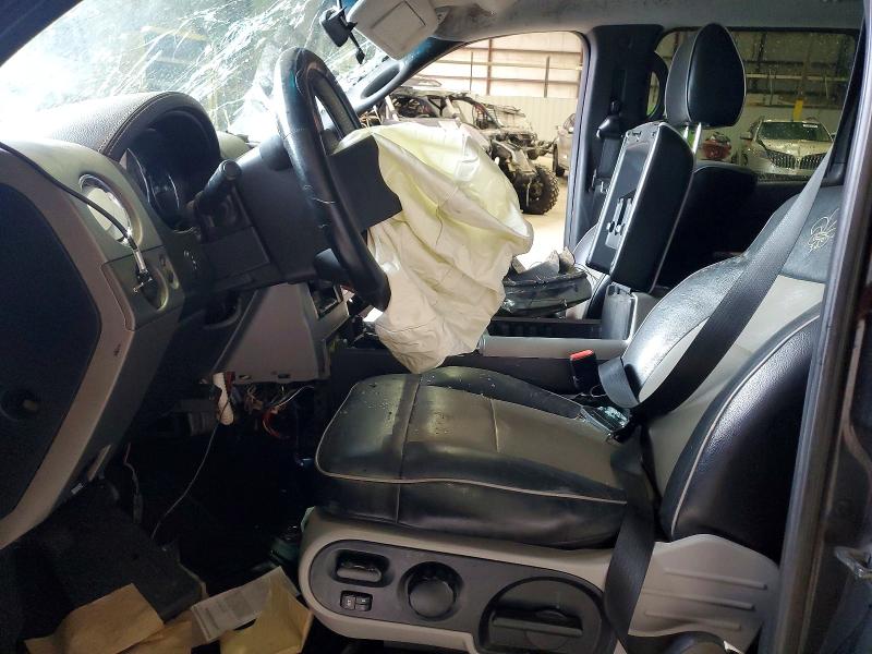 54320546 :رقم المزاد ، 5LTPW18586FJ25687 vin ، 2006 Lincoln Mark Lt مزاد بيع