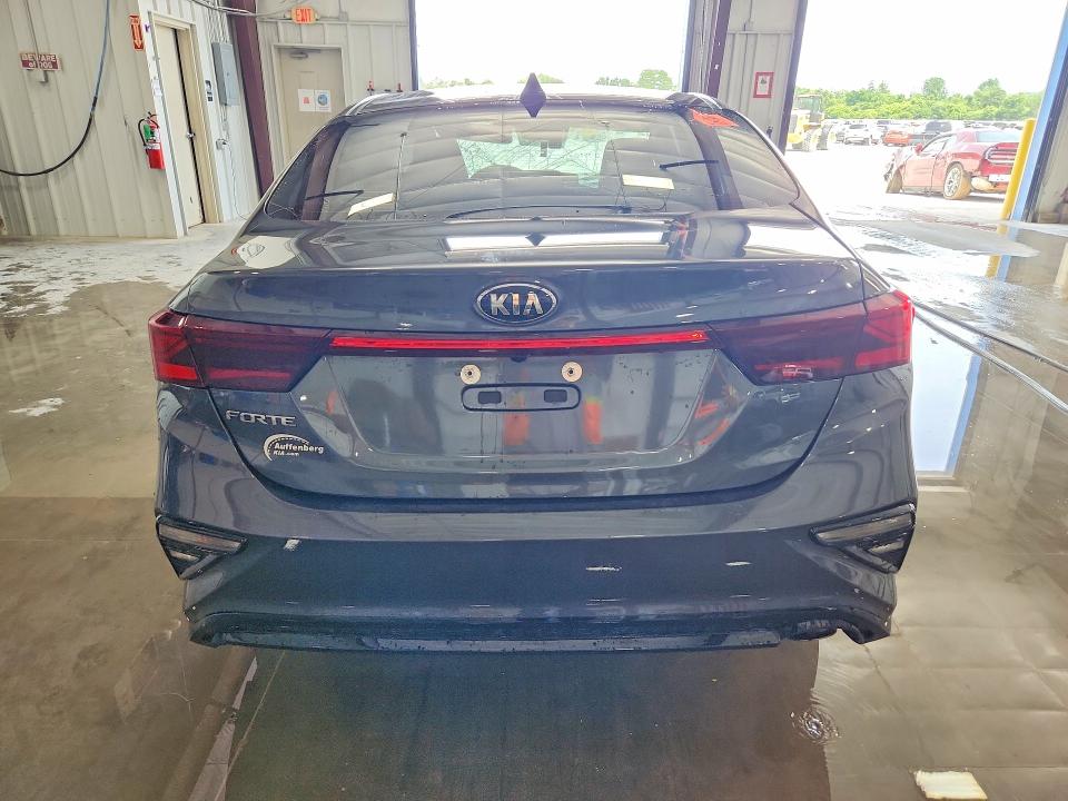Продажа на аукционе авто 2021 Kia Forte, vin: 3KPF24AD3ME391011, номер лота: 55044256