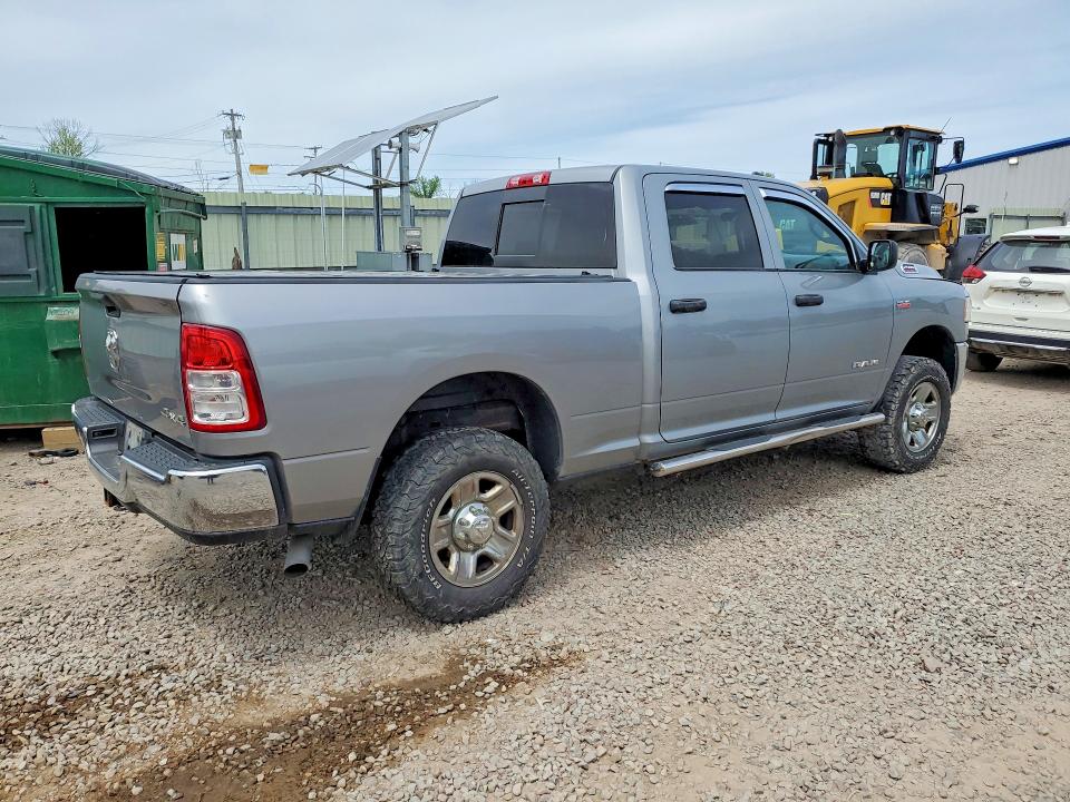 53206736 :رقم المزاد ، 3C6UR5CJ9MG659535 vin ، 2021 Ram 2500 مزاد بيع