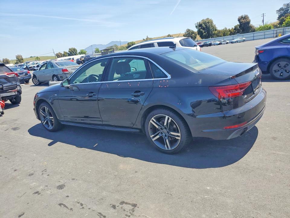 Aukcja sprzedaży 2018 Audi A4, vin: WAULMAF47JA044667, numer aukcji: 52576256