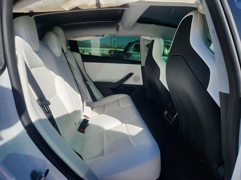 53298496 :رقم المزاد ، 5YJ3E1ET7SF965529 vin ، 2025 Tesla Model 3 مزاد بيع