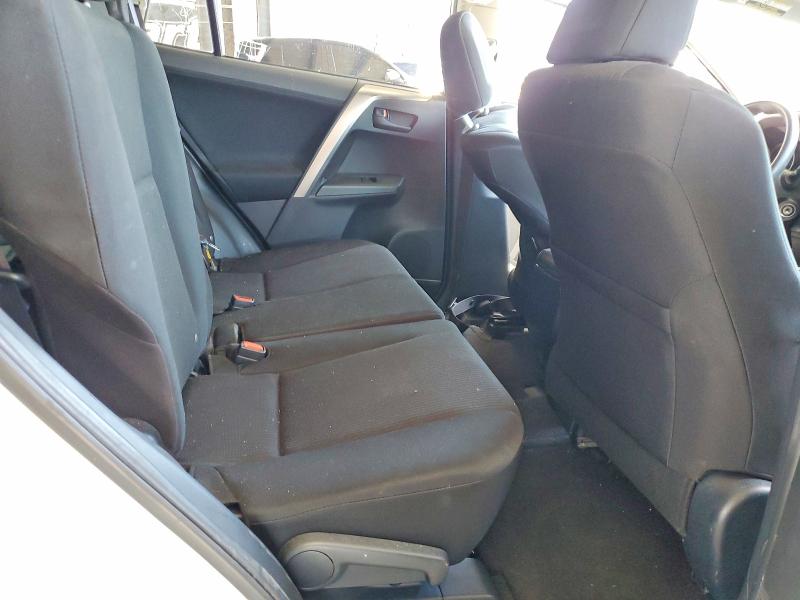 Продажа на аукционе авто 2018 Toyota Rav4, vin: JTMZFREVXJJ748135, номер лота: 55166616