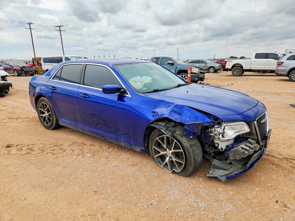 2020 Chrysler 300 მანქანა იყიდება აუქციონზე, vin: 2C3CCAAG1LH189560, აუქციონის ნომერი: 54686666