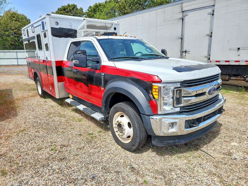 2017 Ford F550 მანქანა იყიდება აუქციონზე, vin: 1FD0X5HT3HEE07585, აუქციონის ნომერი: 51631836