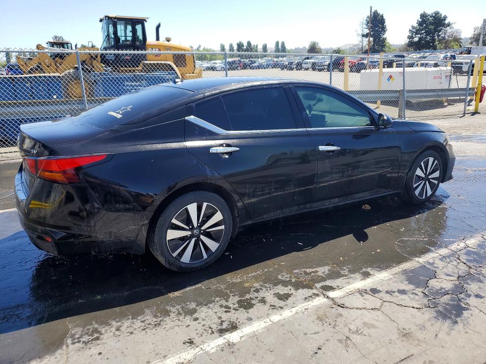 Продаж на аукціоні авто 2019 Nissan Altima, vin: 1N4BL4DV2KC251512, номер лоту: 52575146