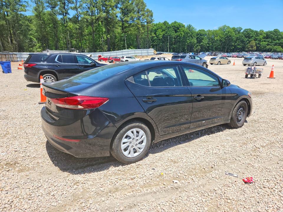 55210906 :رقم المزاد ، 5NPD74LF2JH337827 vin ، 2018 Hyundai Elantra مزاد بيع