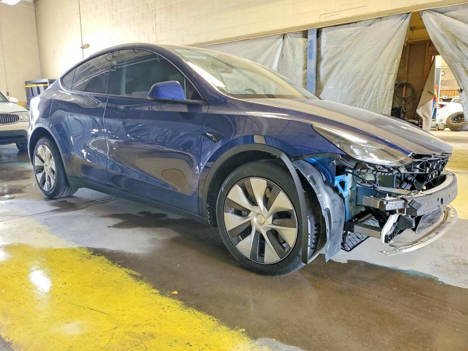 53973856 :رقم المزاد ، 7SAYGDEE6RF988123 vin ، 2024 Tesla Model Y مزاد بيع