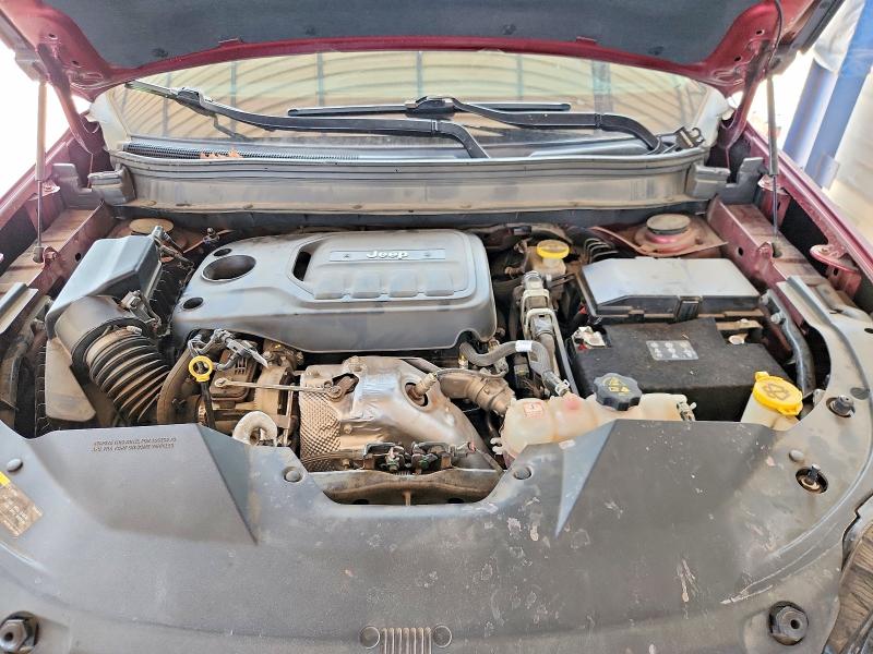 53848526 :رقم المزاد ، 1C4PJMDNXKD224722 vin ، 2019 Jeep Cherokee مزاد بيع