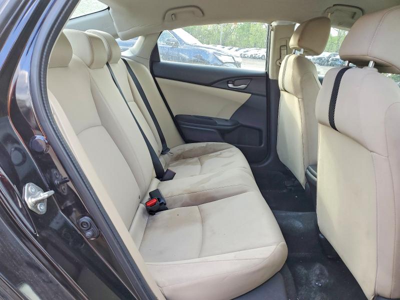 52661366 :رقم المزاد ، 2HGFC2F52JH552503 vin ، 2018 Honda Civic مزاد بيع