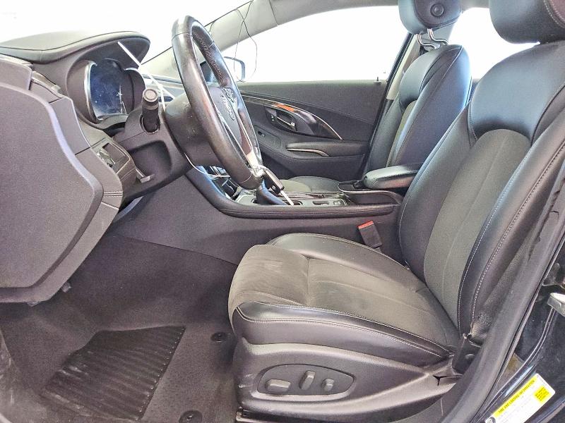 Продажа на аукционе авто 2016 Buick Lacrosse, vin: 1G4GA5GR3GF181918, номер лота: 57447386