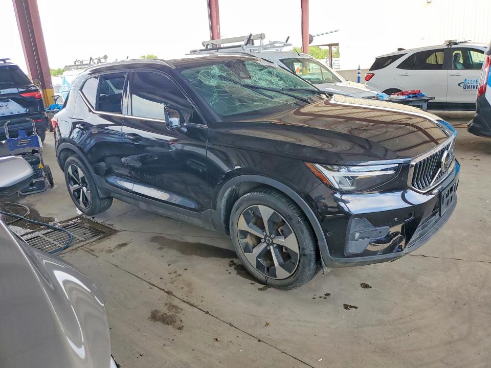 2025 Volvo Xc40 მანქანა იყიდება აუქციონზე, vin: YV4L12UE2S2562806, აუქციონის ნომერი: 55313786