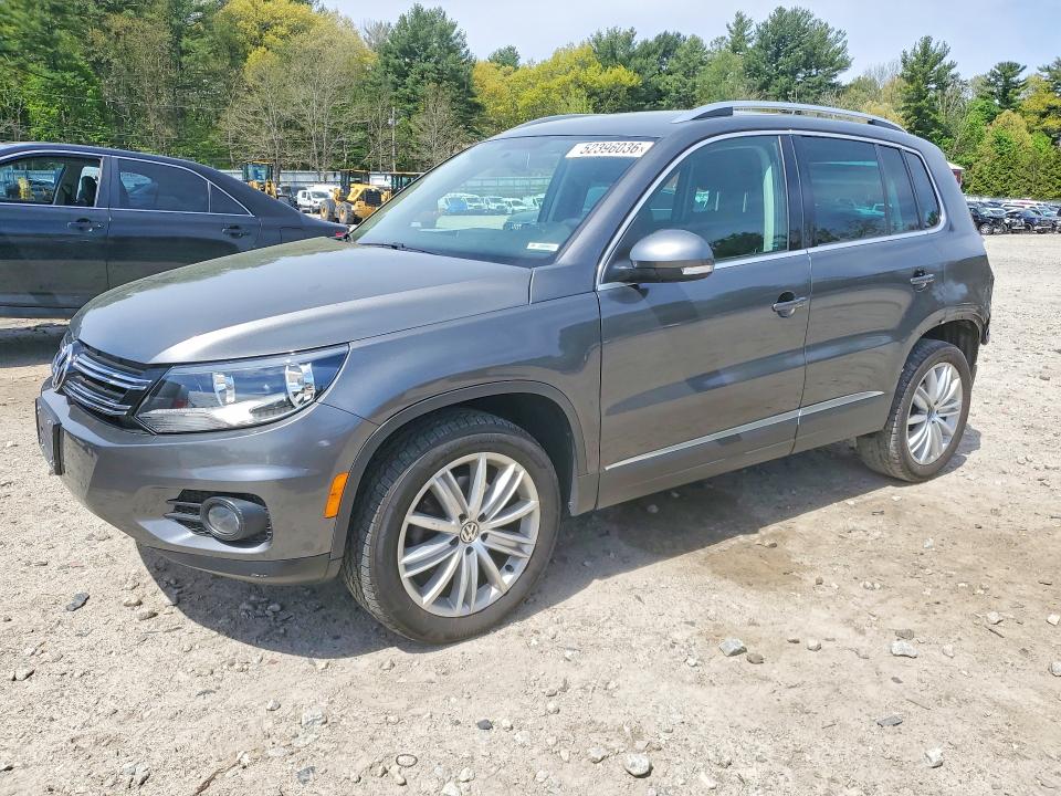 52396036 :رقم المزاد ، WVGBV3AX8EW618206 vin ، 2014 Volkswagen Tiguan مزاد بيع