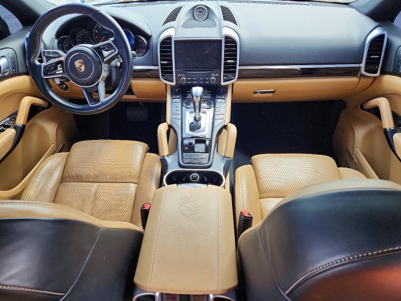 52688376 :رقم المزاد ، WP1AA2A26JKA01395 vin ، 2018 Porsche Cayenne مزاد بيع