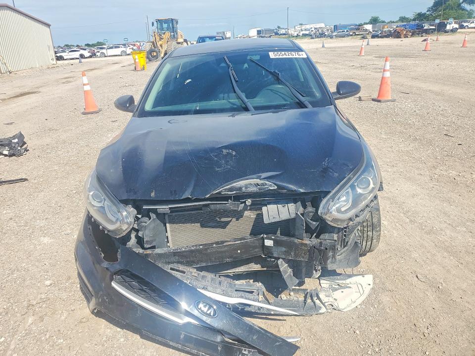 2020 Kia Forte მანქანა იყიდება აუქციონზე, vin: 3KPF24AD8LE253155, აუქციონის ნომერი: 55542676