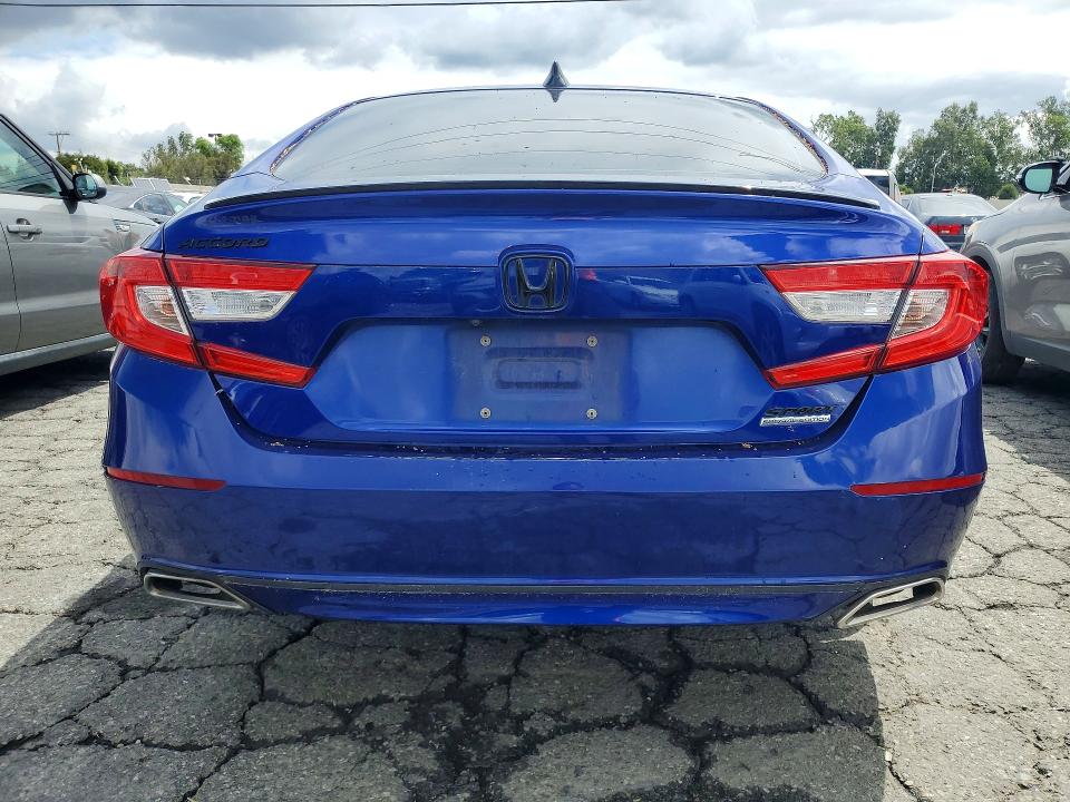 Продажа на аукционе авто 2021 Honda Accord, vin: 1HGCV1F49MA086070, номер лота: 51861976