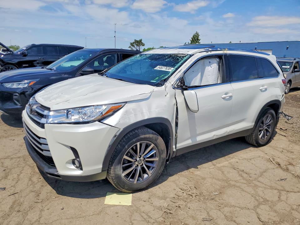 54627636 :رقم المزاد ، 5TDJZRFH8KS915514 vin ، 2019 Toyota Highlander مزاد بيع