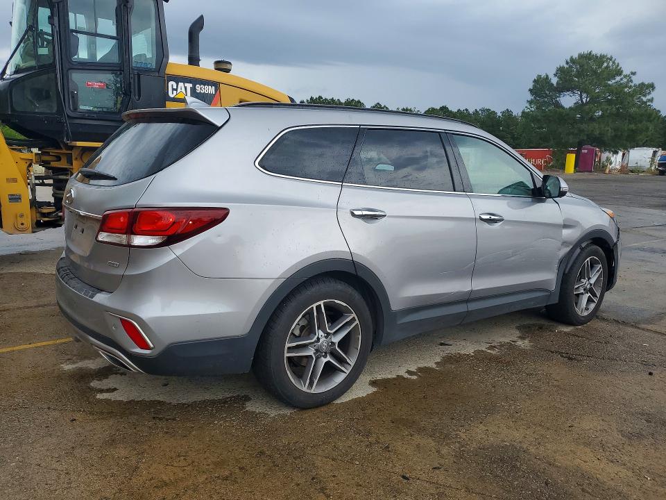 Продажа на аукционе авто 2017 Hyundai Santa Fe, vin: KM8SR4HF8HU170153, номер лота: 52051196