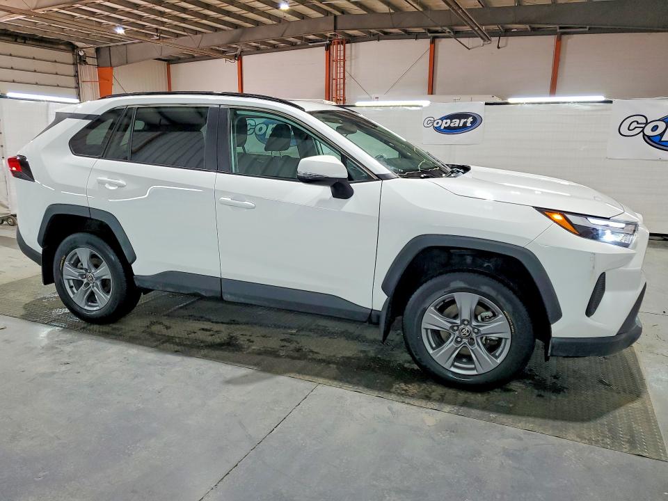 Aukcja sprzedaży 2022 Toyota Rav4, vin: 2T3R1RFV9NC302726, numer aukcji: 53901126