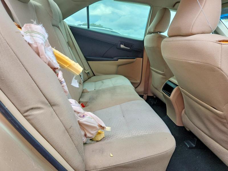 54556336 :رقم المزاد ، 4T1BF1FK0CU607126 vin ، 2012 Toyota Camry مزاد بيع