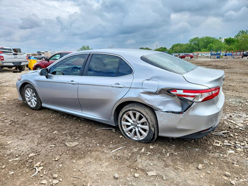 Продаж на аукціоні авто 2018 Toyota Camry, vin: 4T1B11HKXJU102915, номер лоту: 54111596