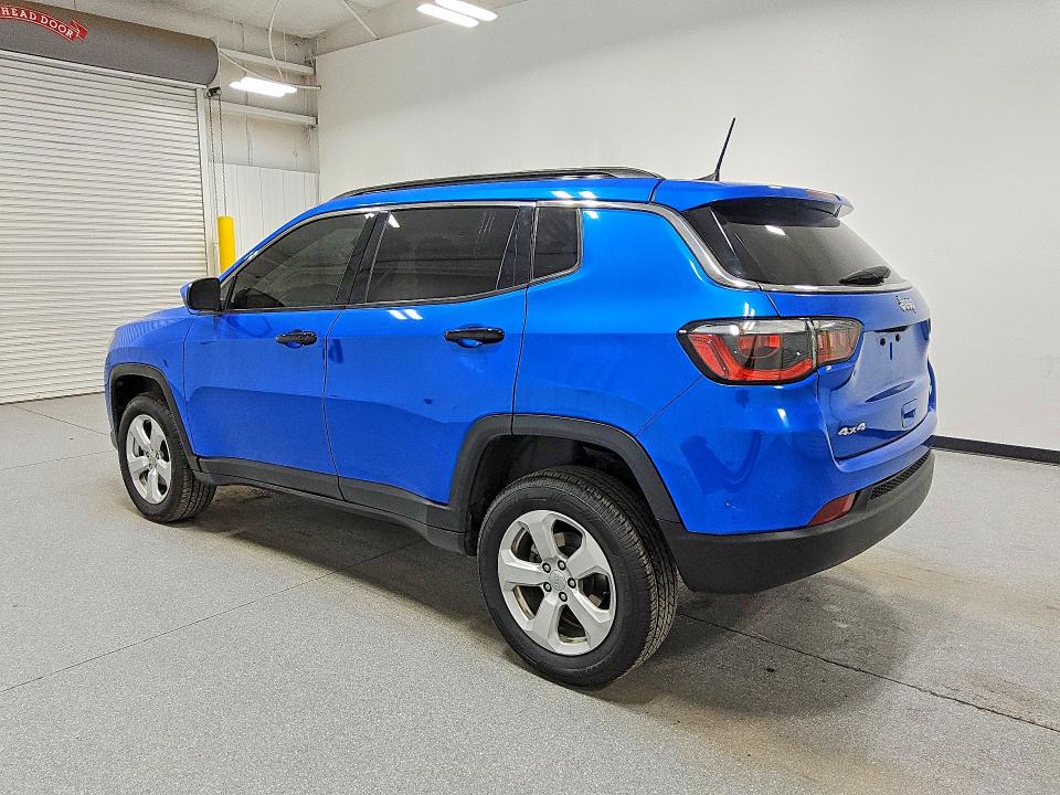 2020 Jeep Compass მანქანა იყიდება აუქციონზე, vin: 3C4NJDBB1LT117411, აუქციონის ნომერი: 51870616