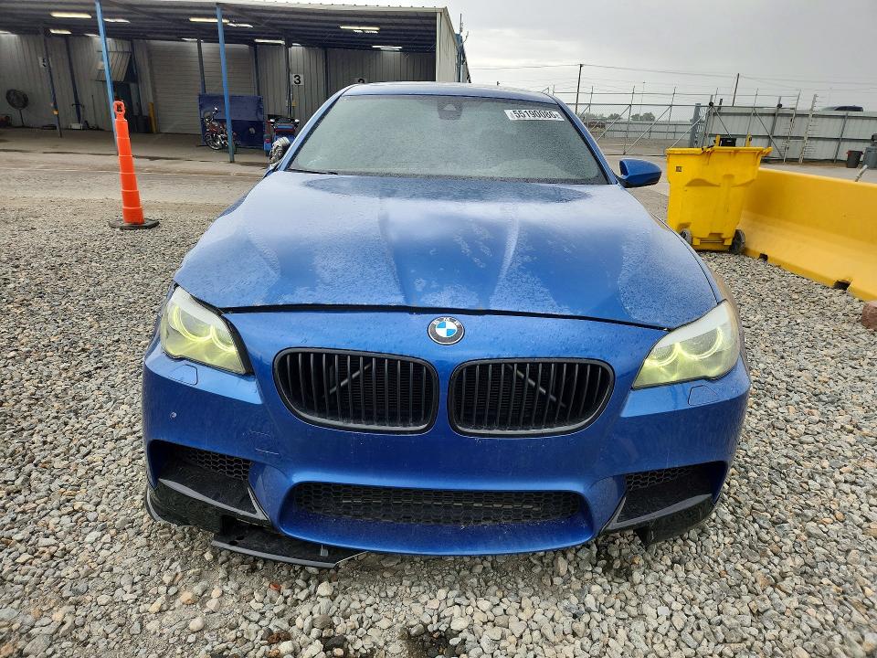 2013 Bmw M5 მანქანა იყიდება აუქციონზე, vin: WBSFV9C56DD095646, აუქციონის ნომერი: 55190086