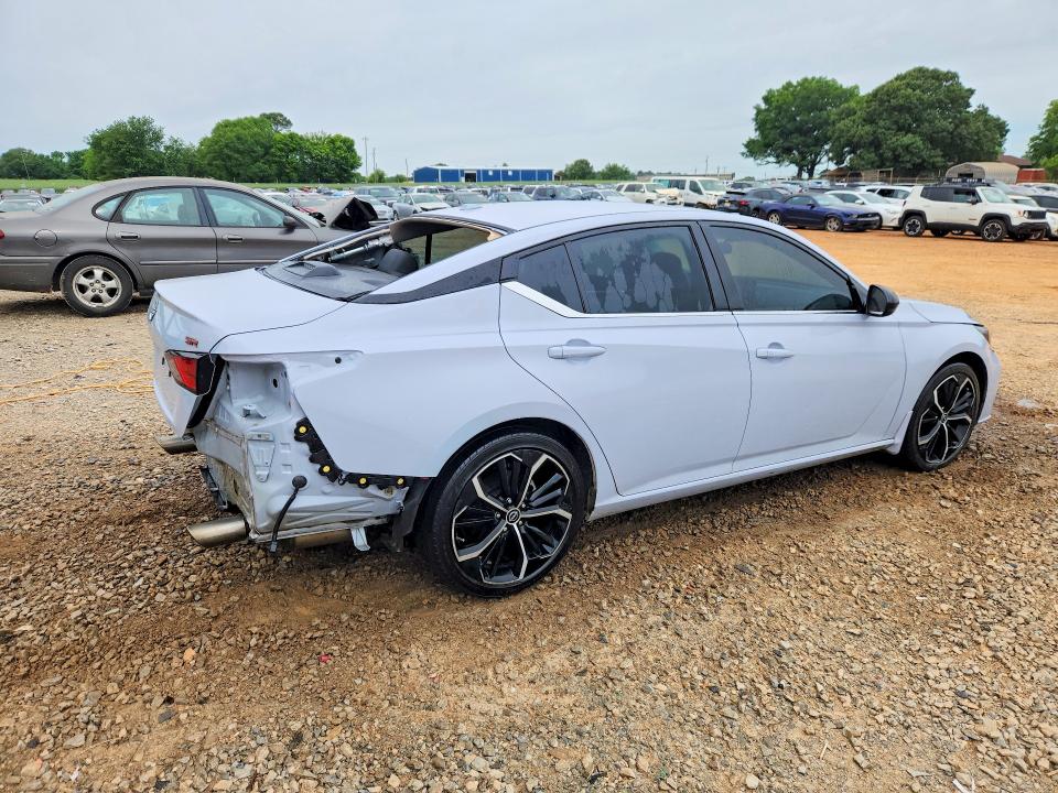 51430156 :رقم المزاد ، 1N4BL4CV3RN339064 vin ، 2024 Nissan Altima مزاد بيع