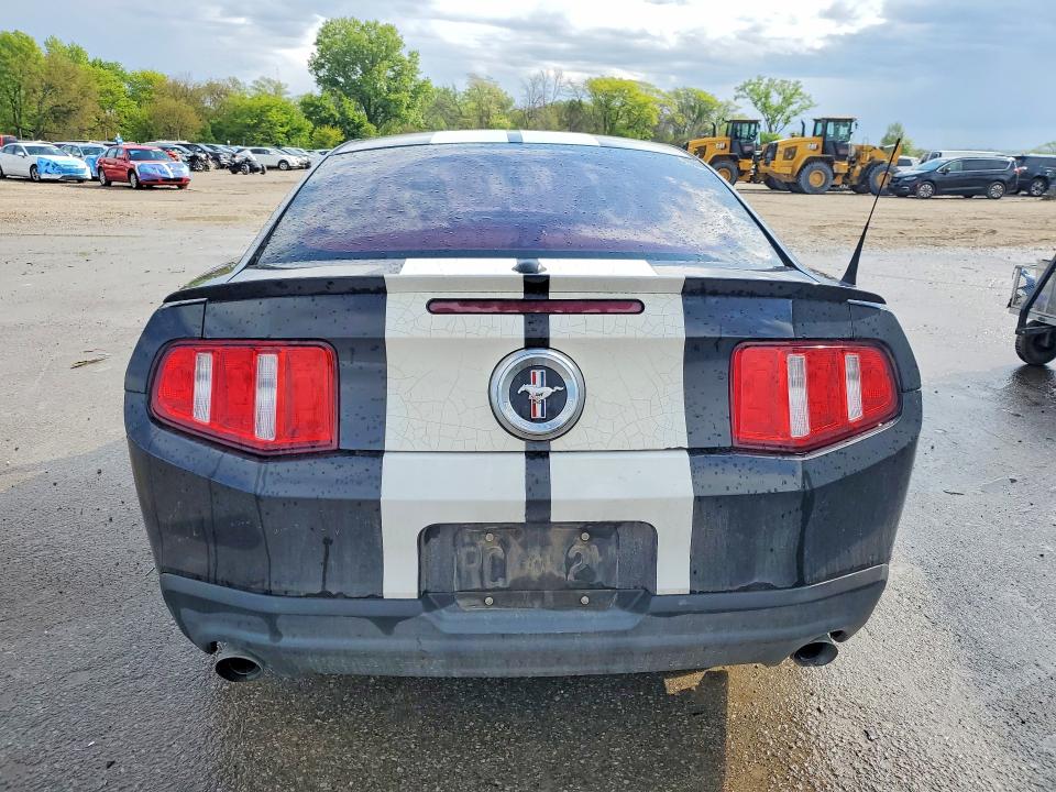52396176 :رقم المزاد ، 1ZVBP8AM1B5169578 vin ، 2011 Ford Mustang مزاد بيع