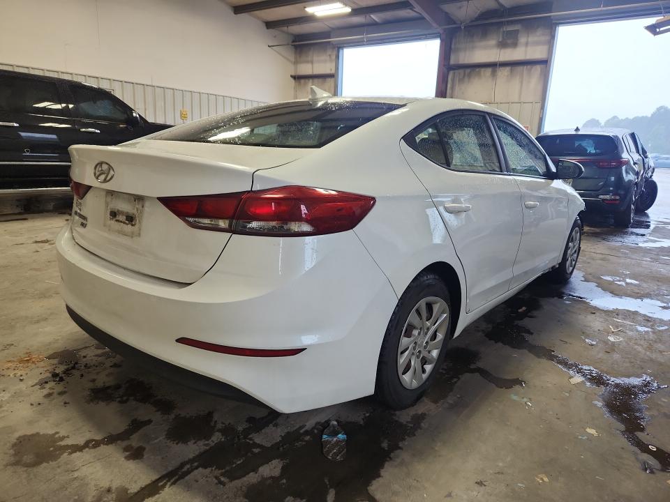2017 Hyundai Elantra მანქანა იყიდება აუქციონზე, vin: 5NPD74LF0HH208432, აუქციონის ნომერი: 55417696