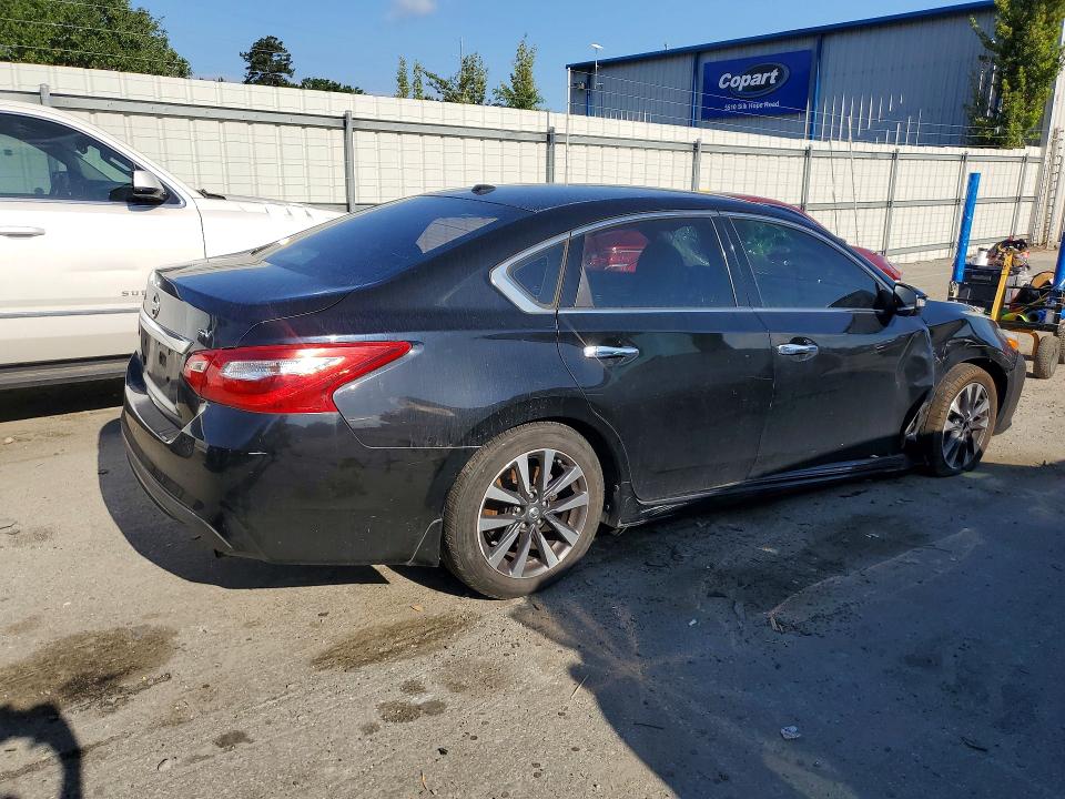 Продажа на аукционе авто 2017 Nissan Altima, vin: 1N4AL3AP8HC261725, номер лота: 53602756