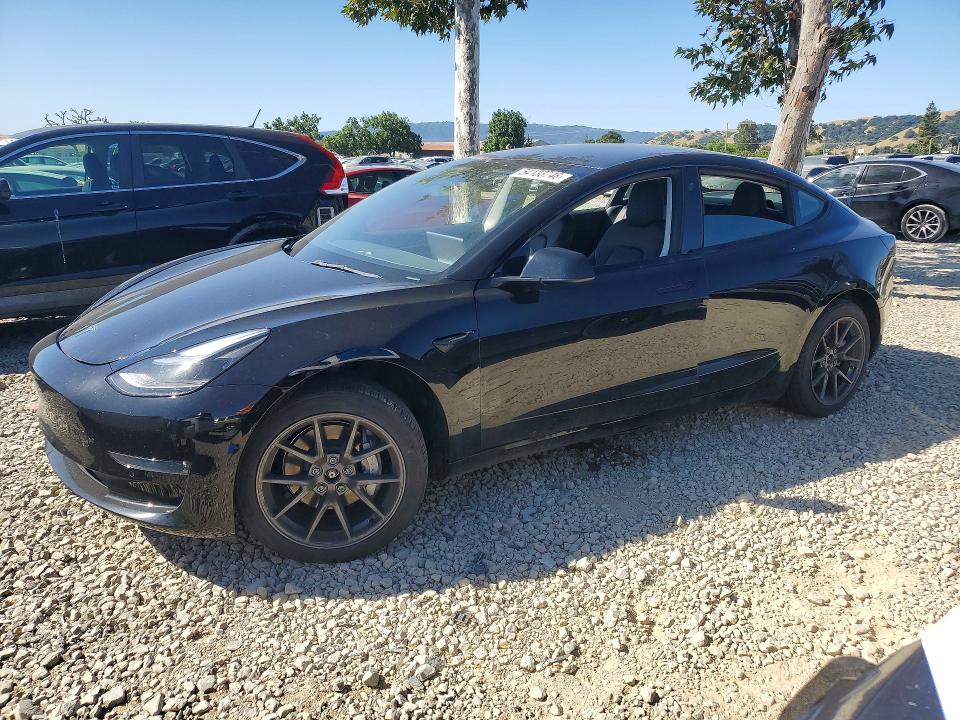 2022 Tesla Model 3 მანქანა იყიდება აუქციონზე, vin: 5YJ3E1EBXNF183933, აუქციონის ნომერი: 54133746