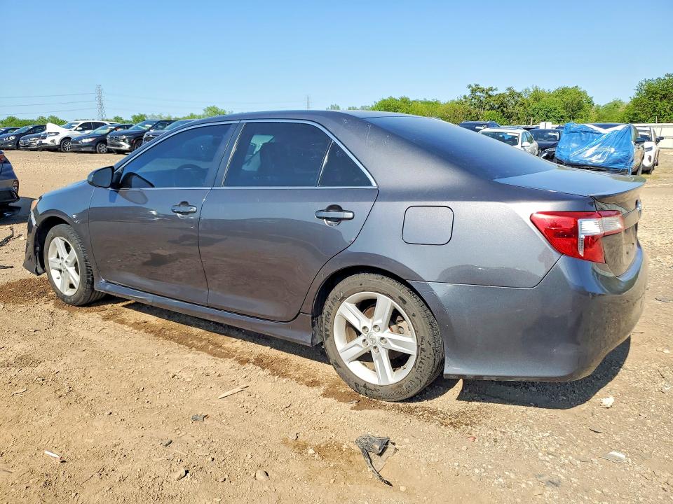 54835186 :رقم المزاد ، 4T1BF1FK2DU243289 vin ، 2013 Toyota Camry مزاد بيع