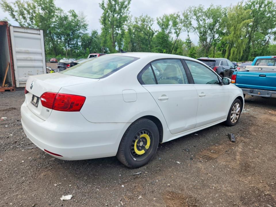 54862246 :رقم المزاد ، 3VWD17AJ3EM433263 vin ، 2014 Volkswagen Jetta مزاد بيع