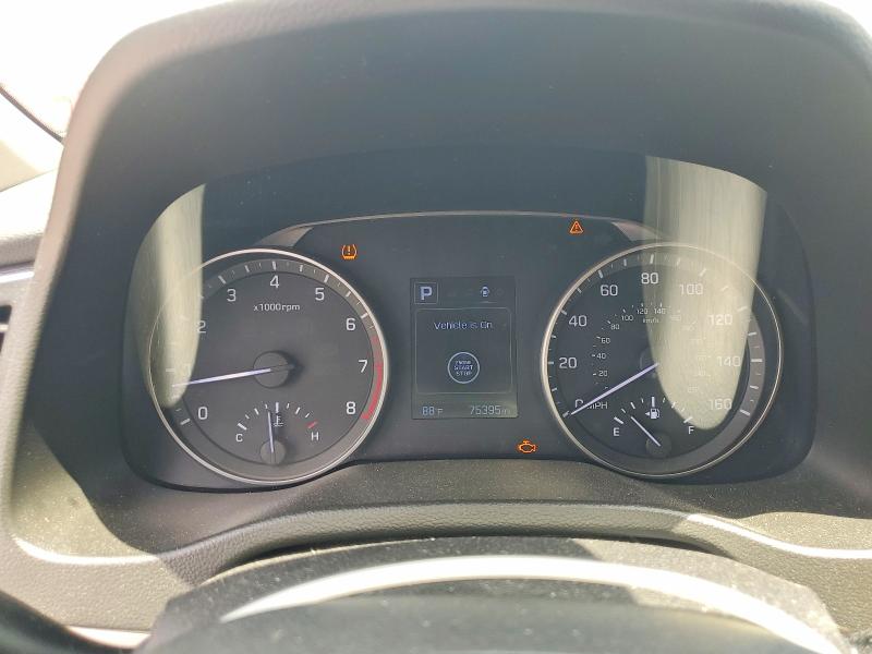 Продажа на аукционе авто 2017 Hyundai Elantra, vin: 5NPD84LF9HH179333, номер лота: 52051536