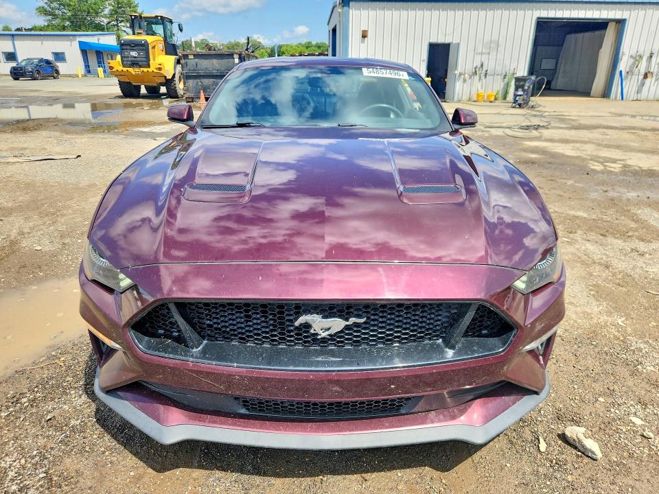 54857496 :رقم المزاد ، 1FA6P8CF0J5114031 vin ، 2018 Ford Mustang مزاد بيع
