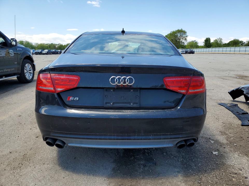 52824596 :رقم المزاد ، WAUD2AFD7DN029657 vin ، 2013 Audi S8 مزاد بيع