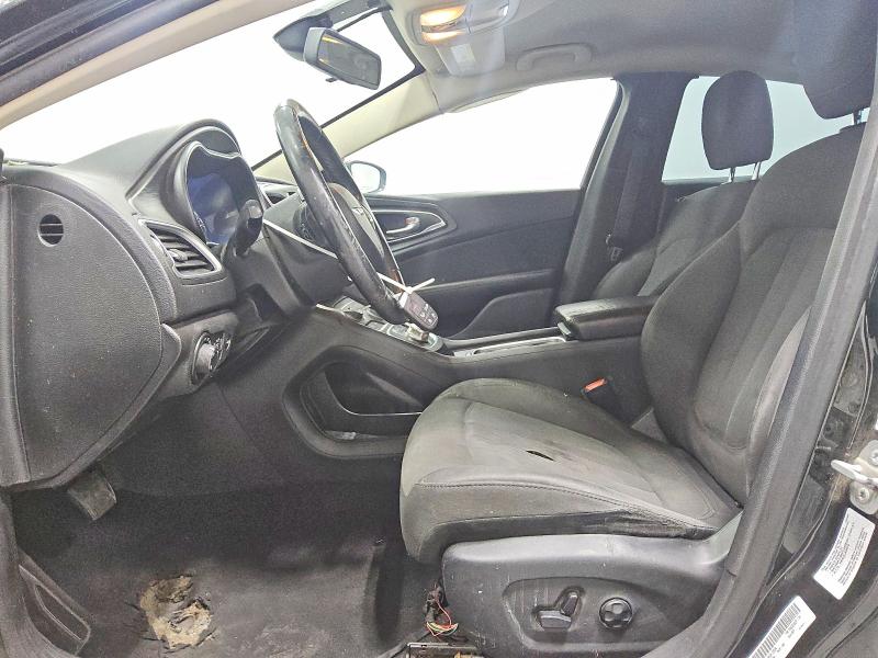 53050176 :رقم المزاد ، 1C3CCCAB4GN159594 vin ، 2016 Chrysler 200 مزاد بيع