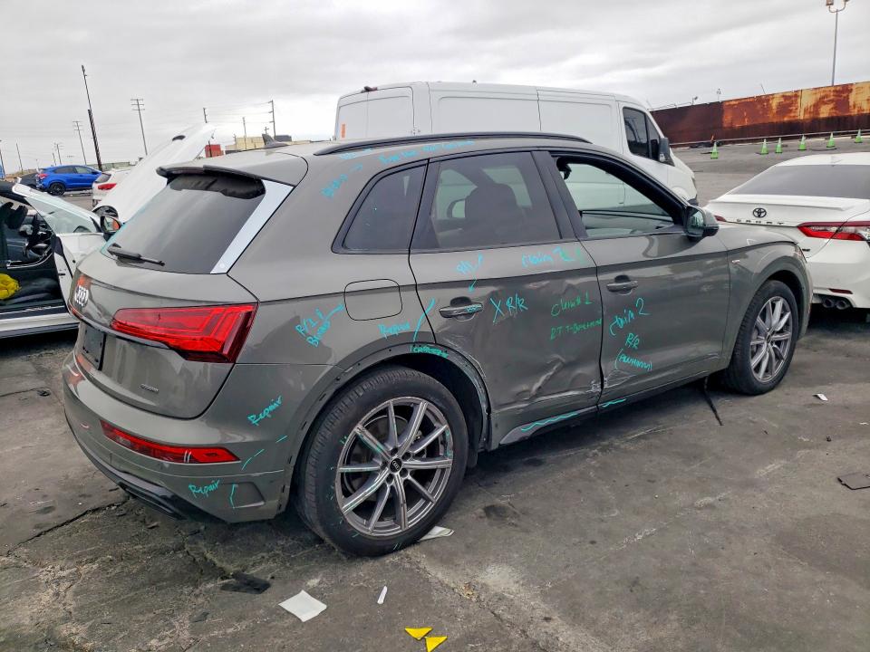 2023 Audi Q5 E მანქანა იყიდება აუქციონზე, vin: WA1E2AFY9P2022042, აუქციონის ნომერი: 53607436