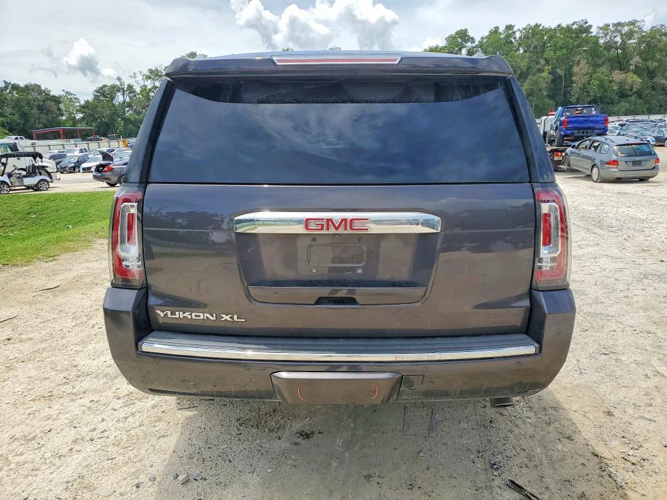 54700246 :رقم المزاد ، 1GKS1HKJ0HR239571 vin ، 2017 Gmc Yukon Xl مزاد بيع
