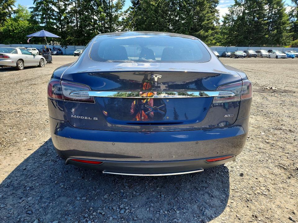 Продаж на аукціоні авто 2015 Tesla Model S, vin: 5YJSA1H20FFP70307, номер лоту: 54661646