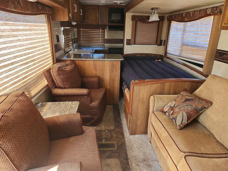 52943886 :رقم المزاد ، 4YDT29326EG103203 vin ، 2014 Keystone Springdale مزاد بيع