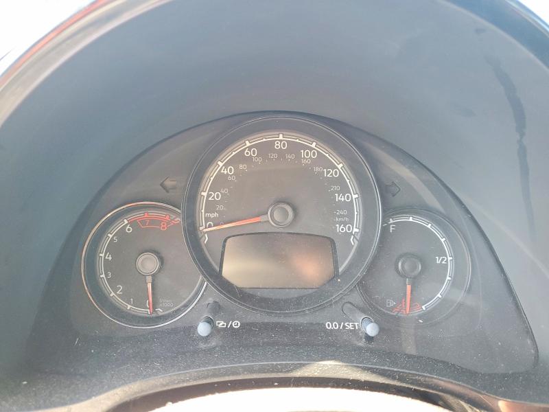 50103686 :رقم المزاد ، 3VWF17ATXHM615704 vin ، 2017 Volkswagen Beetle مزاد بيع
