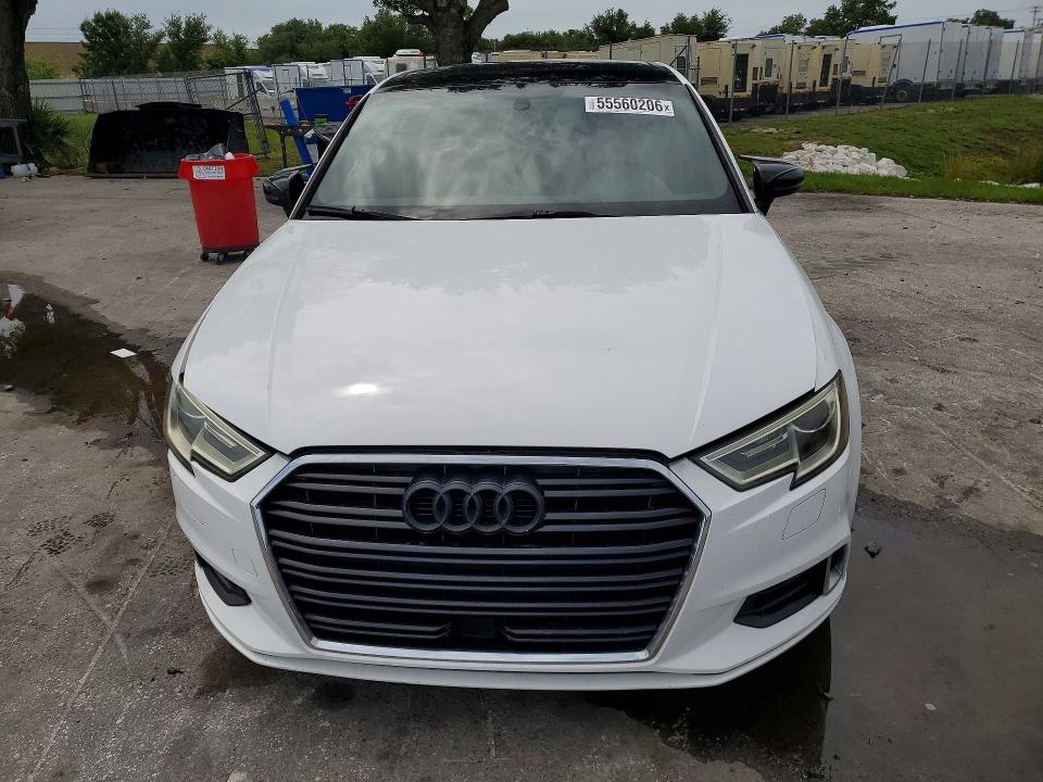 2017 Audi A3 მანქანა იყიდება აუქციონზე, vin: WAUAUGFF8H1042772, აუქციონის ნომერი: 55560206