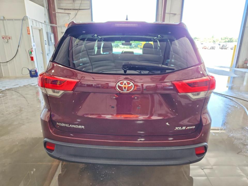 53020346 :رقم المزاد ، 5TDJZRFH4HS372185 vin ، 2017 Toyota Highlander مزاد بيع