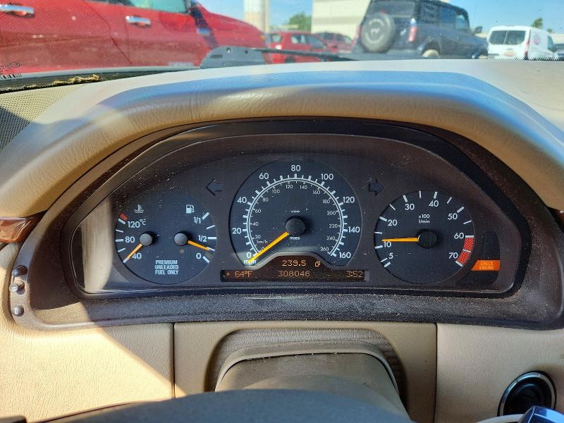 1998 Mercedes-benz E მანქანა იყიდება აუქციონზე, vin: WDBJF65F6WA621456, აუქციონის ნომერი: 52718766